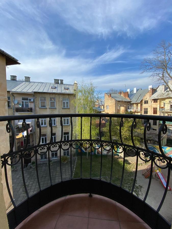 Grand Apartment Lviv Kültér fotó